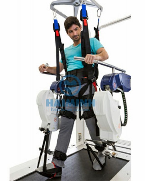 Robot tập PHCN có giá treo 4 điểm kết hợp máy chạy, khung đỡ và màn hình thực tế ảo 0